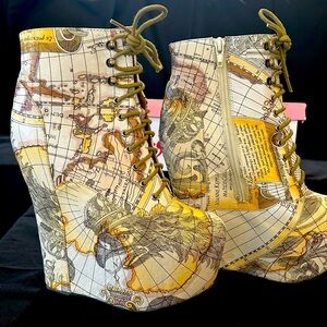 Jeffrey Campbell Damsel map print boots W9.5